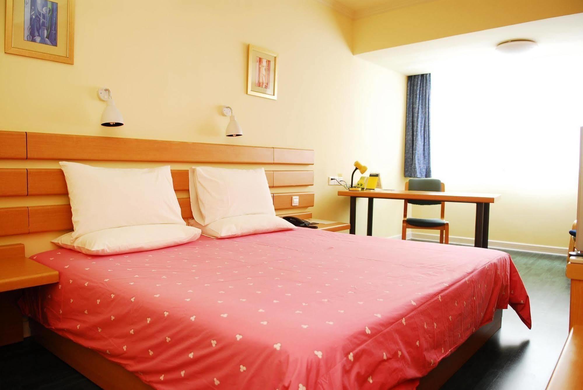 Home Inn Beijing International Exhibition Center Zuojiazhuang Extérieur photo